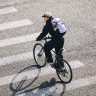 Рюкзак NATUREHIKE CNK2300BB017 HELIUM 25 л белый с черным 6976507665001